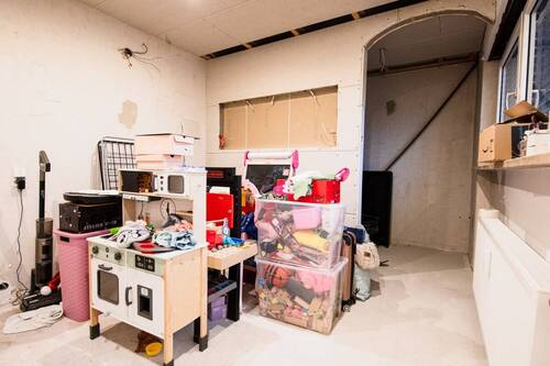 Das Kinder- / Arbeitszimmer - 