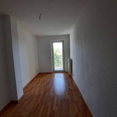 Kind/Arbeiten - Etagenwohnung mit 68,00 m² in Gera zur Miete