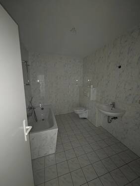 PXL_20240208_125747016.jpg - 