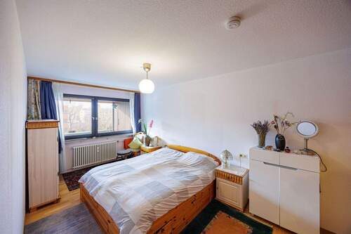 Schlafzimmer - 2 Zimmer Etagenwohnung zum Kaufen in Tamm
