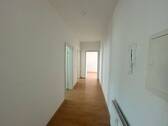 Flur - 3 Zimmer Etagenwohnung in Hohenstein-Ernstthal