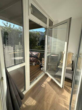 Logia zum Balkon - 