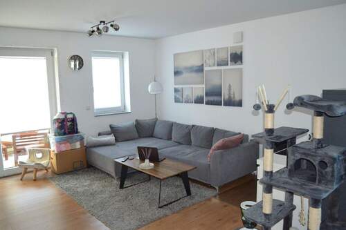 Wohnzimmer - 2 Zimmer Etagenwohnung in Sulzbach am Main