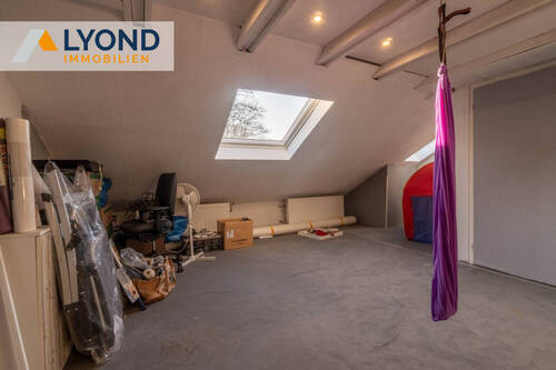 LYD 3588 - 11 Zimmer DG - 