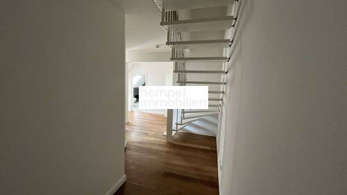 Treppe ins DG - 
