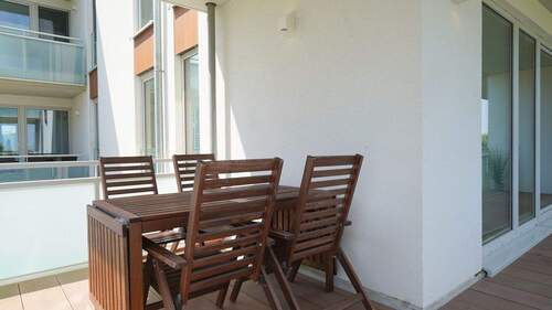 Überdachte Essecke auf dem... - 