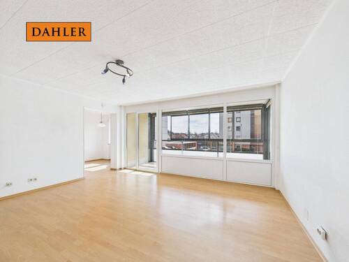 Wohnzimmer - 3 Zimmer Etagenwohnung zum Kaufen in Buchloe