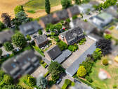 Von Oben - 2 Zimmer Mehrfamilienhaus, Wohnhaus zum Kaufen in Meerbusch