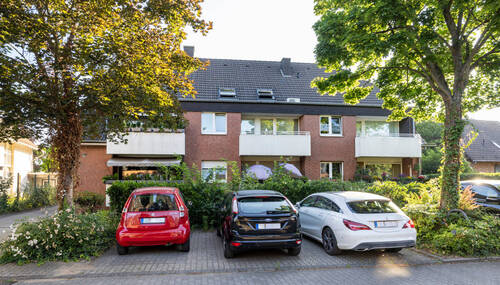 Frontansicht MFH - 2 Zimmer Mehrfamilienhaus, Wohnhaus in Meerbusch