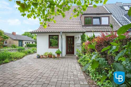 Gepflegtes Reihenendhaus - Klein aber oho- Gepflegtes REH mit pflegeleichtem Garten und wohnlich ausgebauten Spitzboden