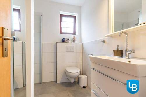 Helles Duschbad - 