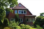 Hausansicht - 4 Zimmer, traumhaft gelegen in Kitzeberg