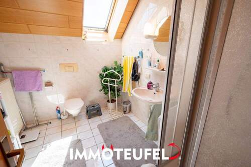 DG: Bad mit Dusche - 