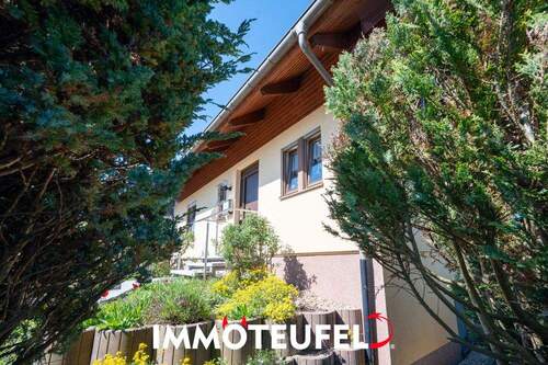 Eingangsbereich - Einfamilienhaus mit 199,40 m² in Zwönitz zum Kaufen