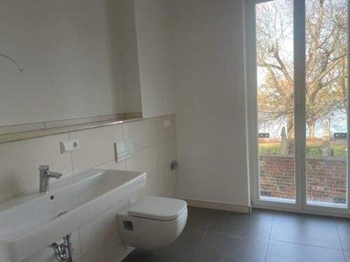 Bad - 2-Zimmer-Wohnung im Herzen Brandenburg