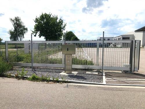 elektrisches Tor - Grundstück zur Miete in Neutraubling