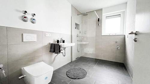 Badezimmer - Etagenwohnung mit 79,80 m&sup2; in Neudenau zur Miete