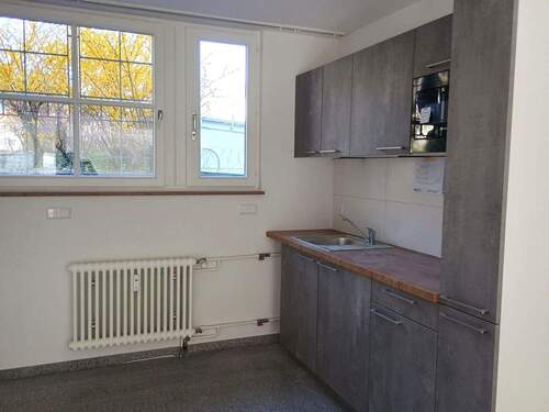 1000000923.jpg - Gewerbeobjekt (Büro, Produktion, Verkauf) in Freiburg im Breisgau