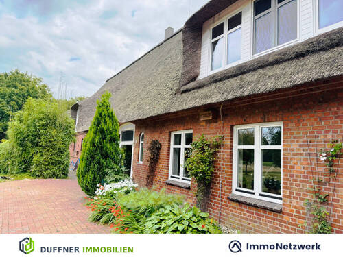 Terrasse - Einfamilienhaus mit 600,00 m² in Holstenniendorf zum Kaufen