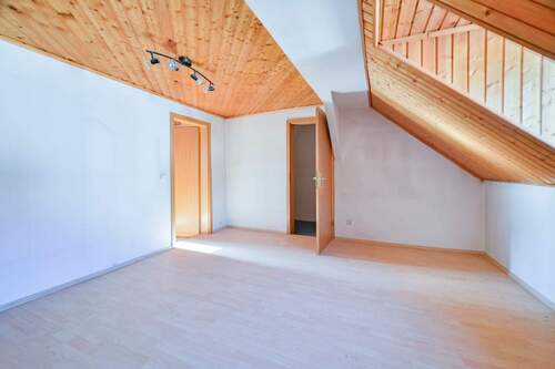 Wohnraum Leerstand 2 - 