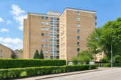 Vorderansicht - Attraktive 2-Zimmer Wohnung in ruhiger Lage mit Balkon und Ausblick