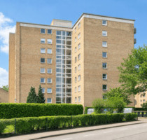 Attraktive 2-Zimmer Wohnung in ruhiger Lage mit Balkon und Ausblick - Wedel