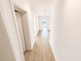 Flur - 2 Zimmer Etagenwohnung zum Kaufen in Wedel