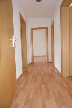 Flur - 3 Zimmer Etagenwohnung zur Miete in Schramberg