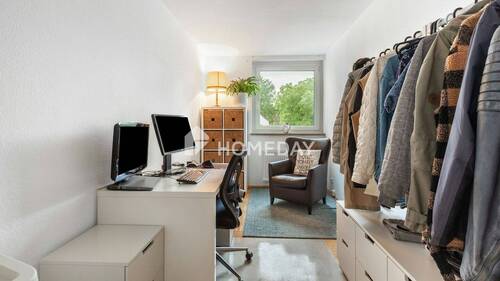Büro 1 - 