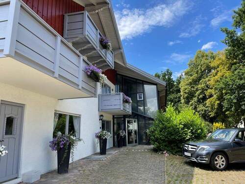 Seiteneingang - Hotel, Pension, Gasthof in Bad Birnbach zum Kaufen