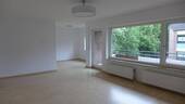 Wohn-/Esszimmer - 