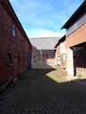 Hof 2 - 