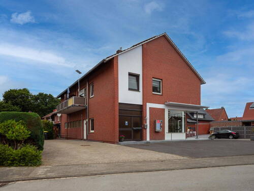 Vorderansicht linksseitig - Mehrfamilienhaus in Harsewinkel-Greffen zu verkaufen!