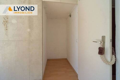 2. Wohnung Abstellkammer in Zimmer 1 - 