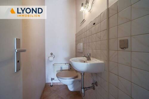 1. Wohnung Gäste WC - 