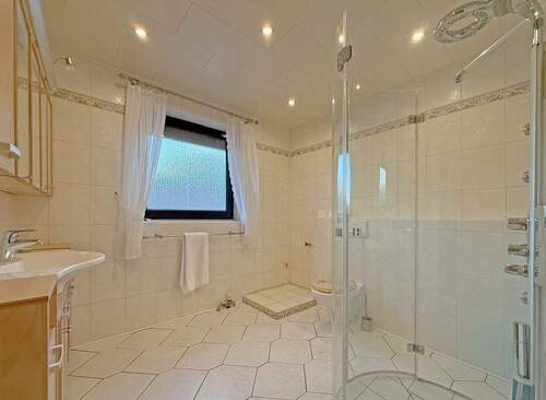 Bad EG - Bungalow mit 147,00 m&sup2; in Zernien zum Kaufen