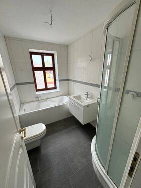 Bad - 2 Zimmer Etagenwohnung in Aschersleben