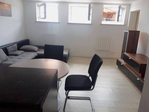 Wohn-, Esszimmer - Etagenwohnung mit 50,00 m&sup2; in Amberg zum Kaufen