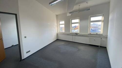 Hohe Räume - Büro mit 78,00 m&sup2; in Weilheim in Oberbayern zur Miete