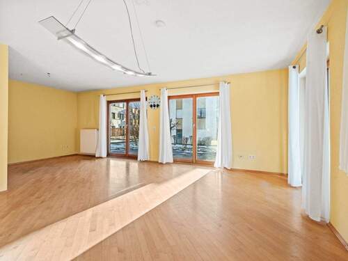 heller und freundlicher Wohnbereich - Einfamilienhaus mit 193,00 m&sup2; in Meckenbeuren zum Kaufen