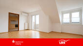 Wohnzimmer - Charmante Wohnung mit Aussicht - 129.000,00&nbsp;EUR Kaufpreis, ca.&nbsp; 64,00&nbsp;m&sup2;&nbsp;Wohnfl&auml;che