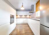 Wohnbereich und Offene Küche - Mehrfamilienhaus, Wohnhaus mit 158,00 m&sup2; in Seevetal-Fleestedt zum Kaufen