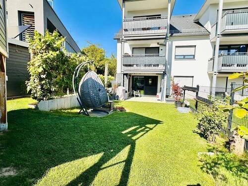Garten - Etagenwohnung mit 106,70 m² in Gärtringen zum Kaufen