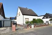 Straßenansicht - 4 Zimmer Einfamilienhaus zum Kaufen in Altlußheim
