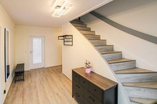 Eingangsbereich - Wohntraum für die Familie in Stolk -2025 teilsaniert-