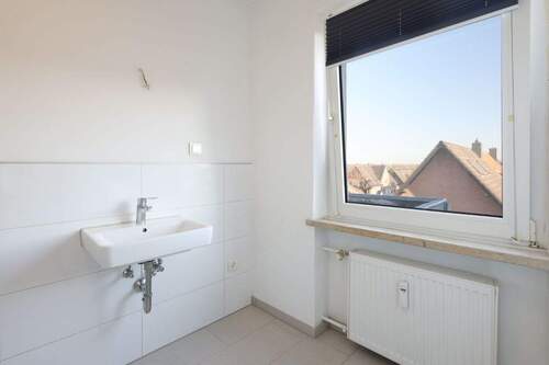 3 - Etagenwohnung mit 59,00 m&sup2; in Übach-Palenberg zum Kaufen