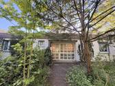 Hauseingang - *Exklusiv* Bungalow mit Garten und Garage - viel Platz für die ganze Familie