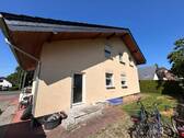 Gartenansicht - Mehrfamilienhaus, Wohnhaus mit 180,00 m² in Kölbingen zum Kaufen