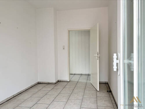 Eingangsbereich - 5 Zimmer Etagenwohnung zur Miete in Emstek