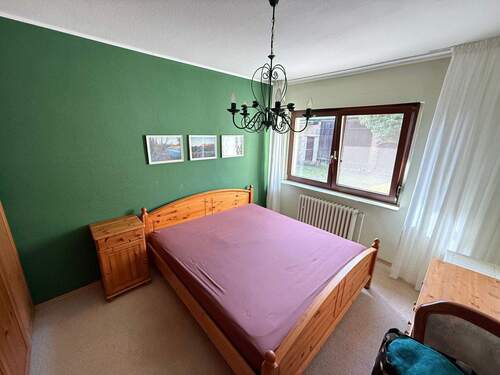 Schlafzimmer EG - 